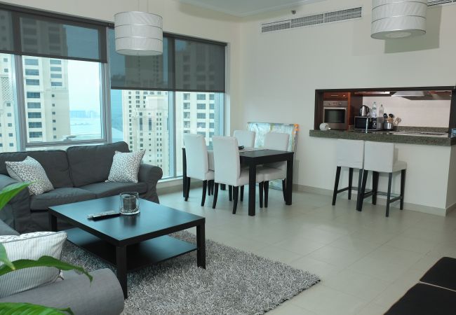 Apartment in Dubai - High rise living in heart of Marina
