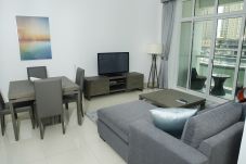Apartment in Dubai - Live the Marina life on the water