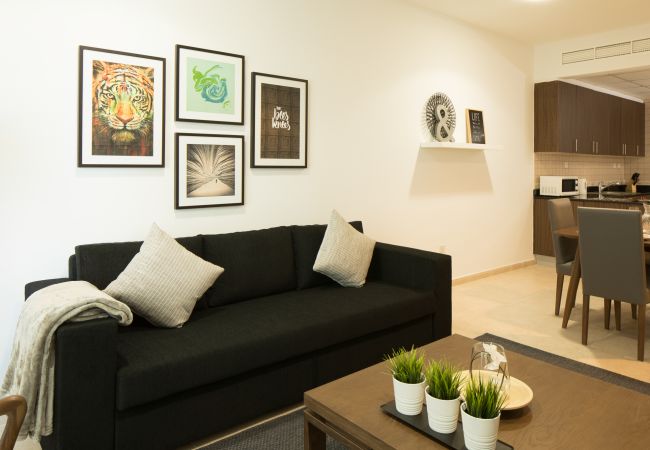 Apartment in Dubai - Designer 1 BR short term rental in Dubai