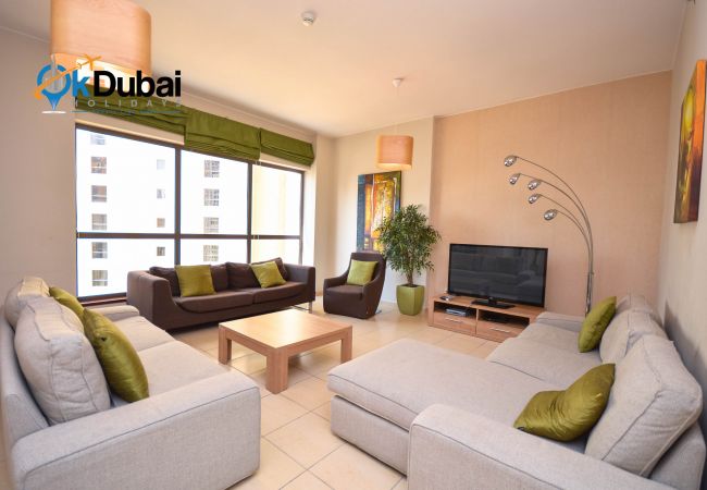  in Dubai - Spacious 3 Bedroom Apartment in JBR