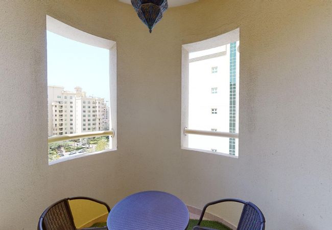 Apartment in Dubai - 2 BR Palm Jumeirah Beach Holiday Apartment 