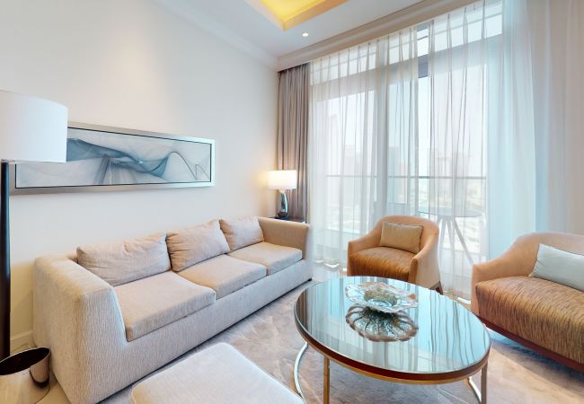 Apartment in Dubai - Upscale 2BR Apartment in Downtown Dubai.