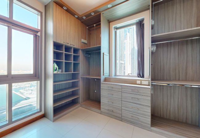 Apartment in Dubai - Embrace Luxury Living in Iris Blue Tower's 1-Bedroom Retreat