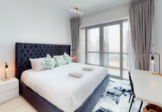 Apartment in Dubai - Exquisite 1 Bedroom Apartment in the 8 Boulevard Walk Downtown