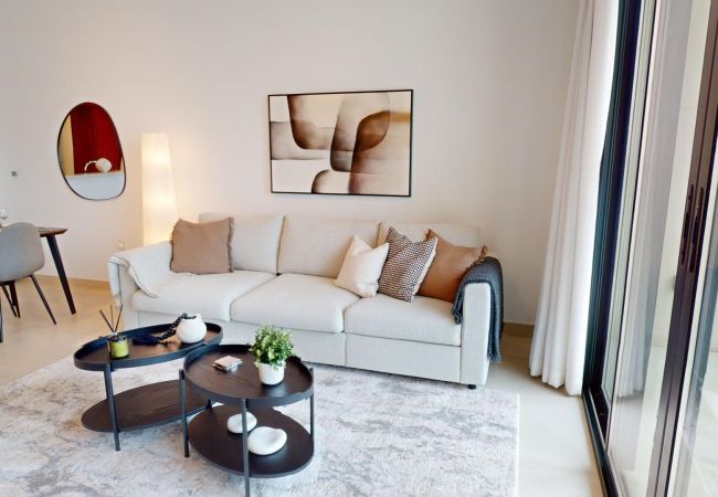 Apartment in Dubai - Stunning and modern 1-Bedroom Retreat in Vida Residence, Emirates Hills